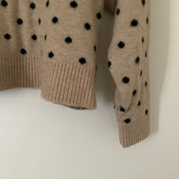 H&M | Tan & Black Polka Dot Mock Neck Slouchy Lounge Sweater - Picture 4 of 12